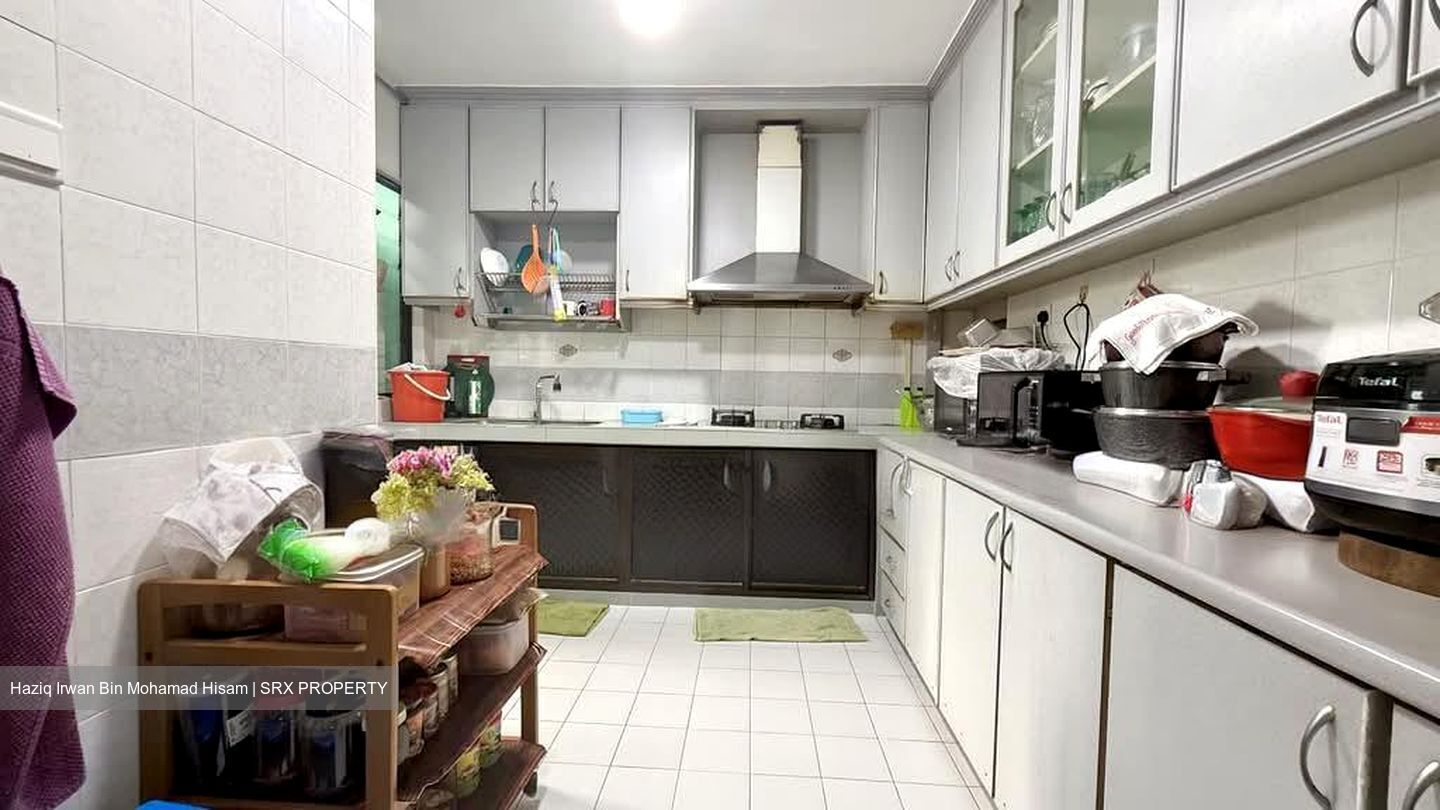 Blk 523 Fragrant Woods (Woodlands), HDB Executive #574199681